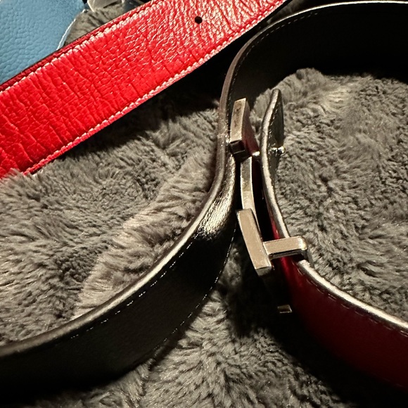 SOLD - 3 reversible belts - red, blue, pink (black reverse side) - Picture 5 of 9